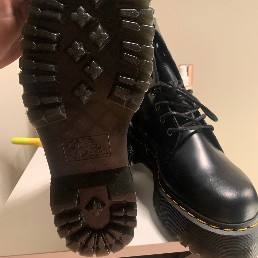 BNWT Dr. Martens Jadon Platform Combat Boot